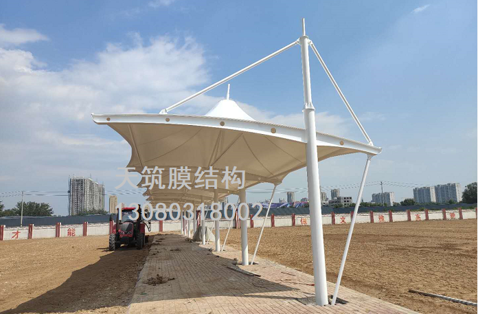 孝義五中膜結(jié)構(gòu)遮陽(yáng)棚 孝義五中膜結(jié)構(gòu)遮陽(yáng)棚